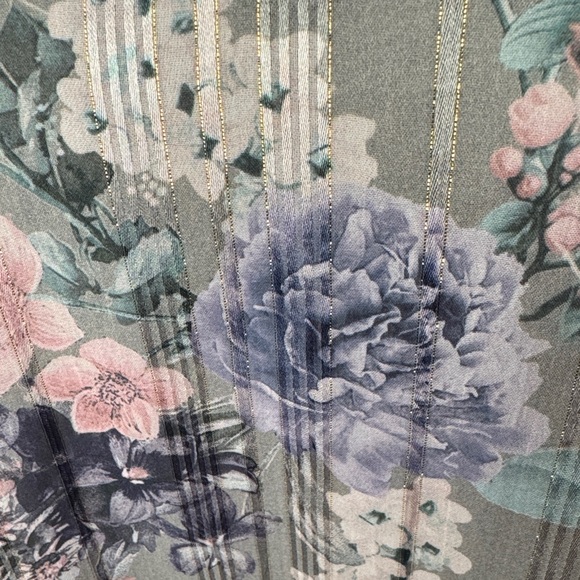 Torrid Gray and Pink Floral Camisole - Picture 4 of 8